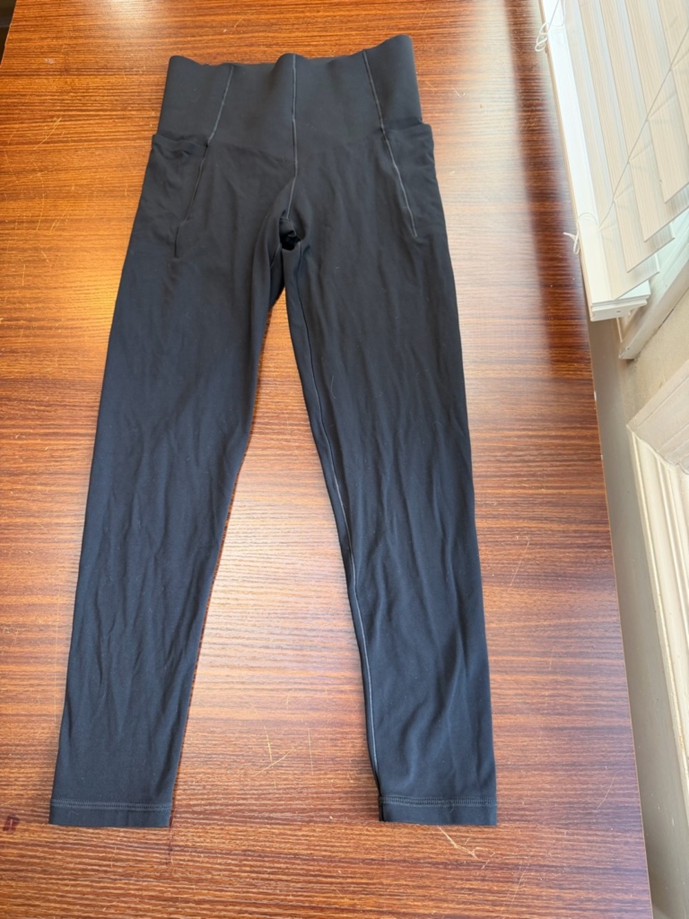 AERIE HOLD ME UP LEGGINGS SIZE M like new
